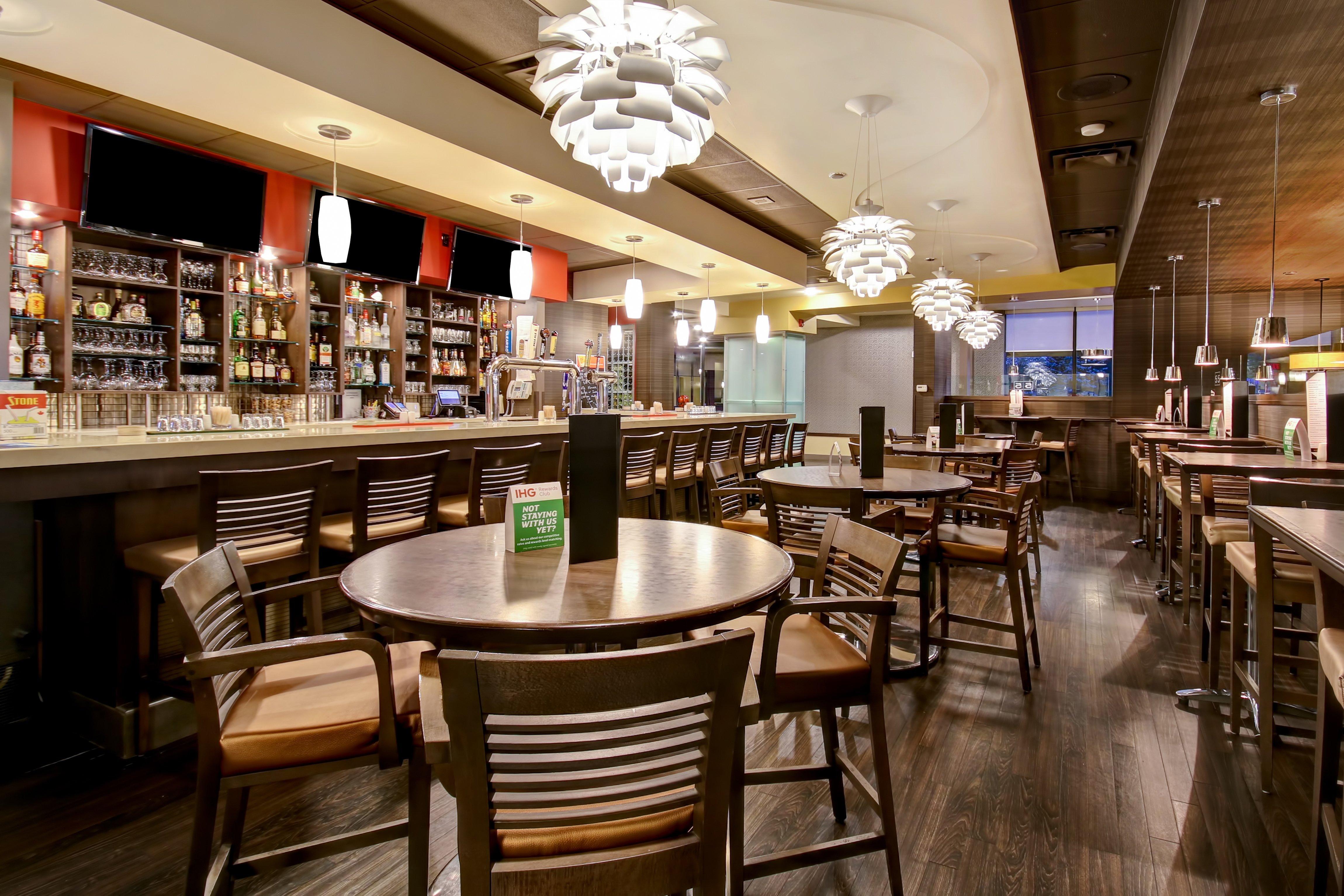 Holiday Inn Windsor - Ambassador Bridge By Ihg Exterior foto