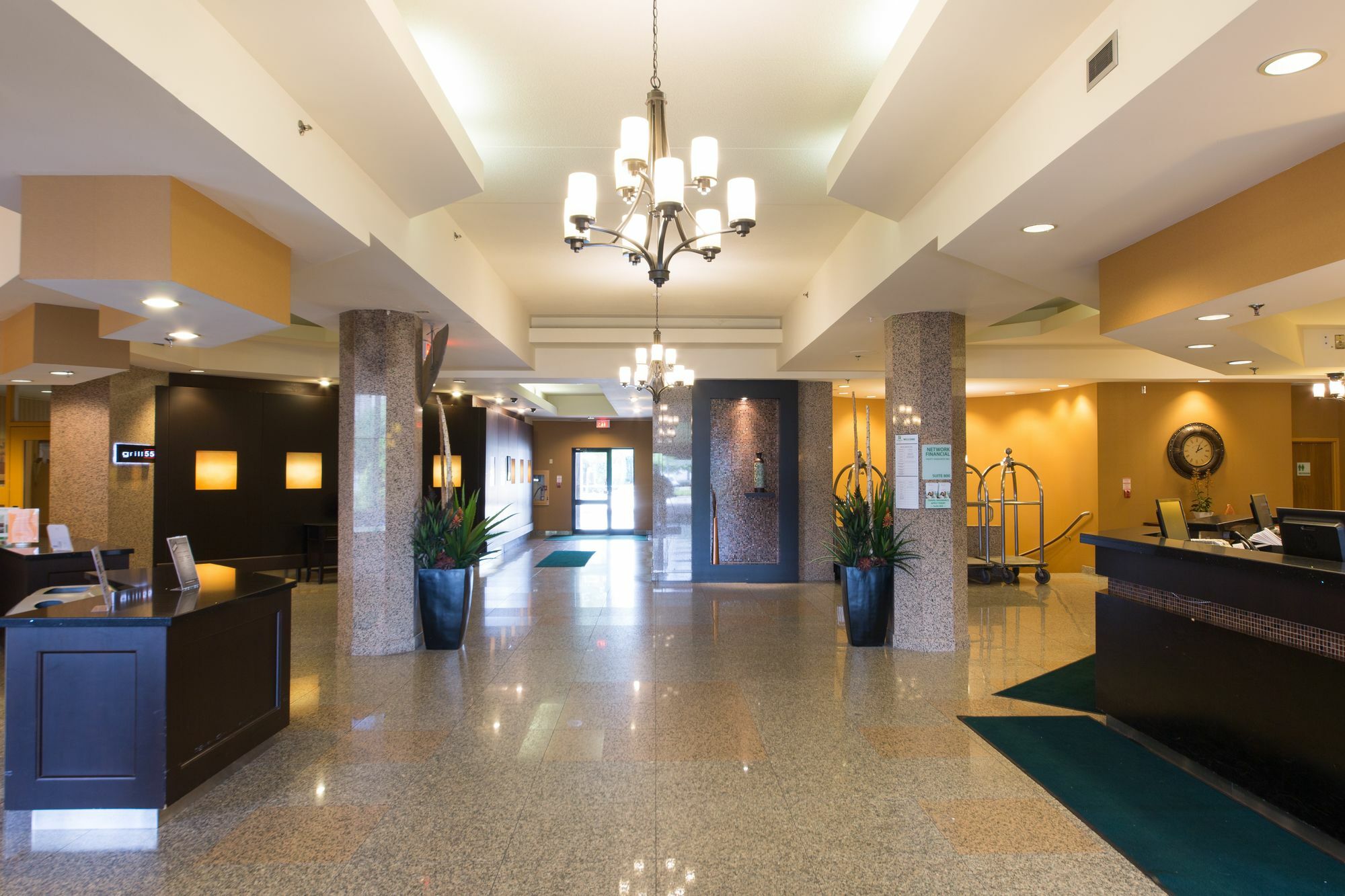 Holiday Inn Windsor - Ambassador Bridge By Ihg Exterior foto